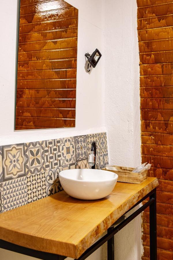 Fortress Jacuzzi Suites Xàtiva Dış mekan fotoğraf