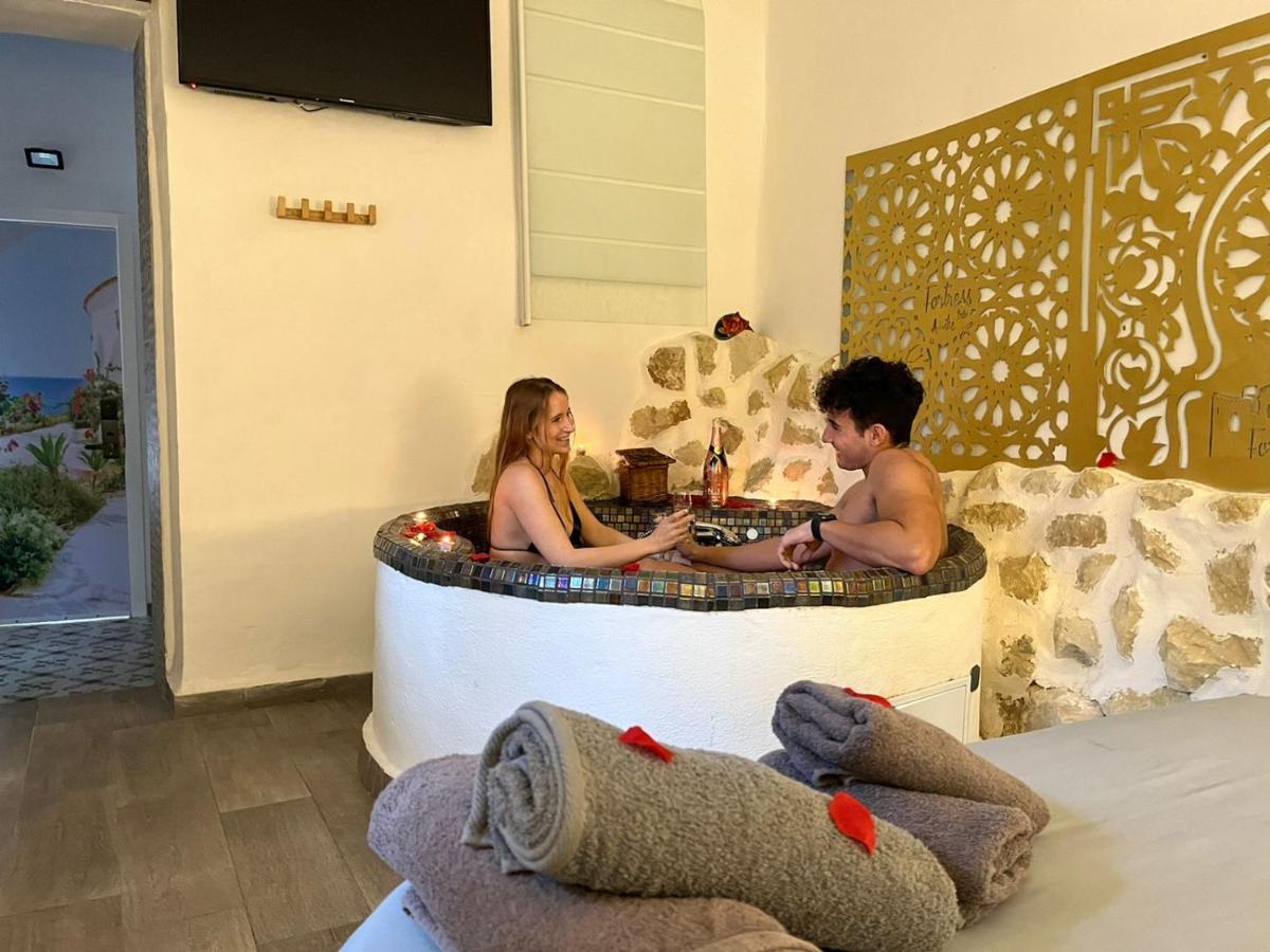 Fortress Jacuzzi Suites Xàtiva Dış mekan fotoğraf